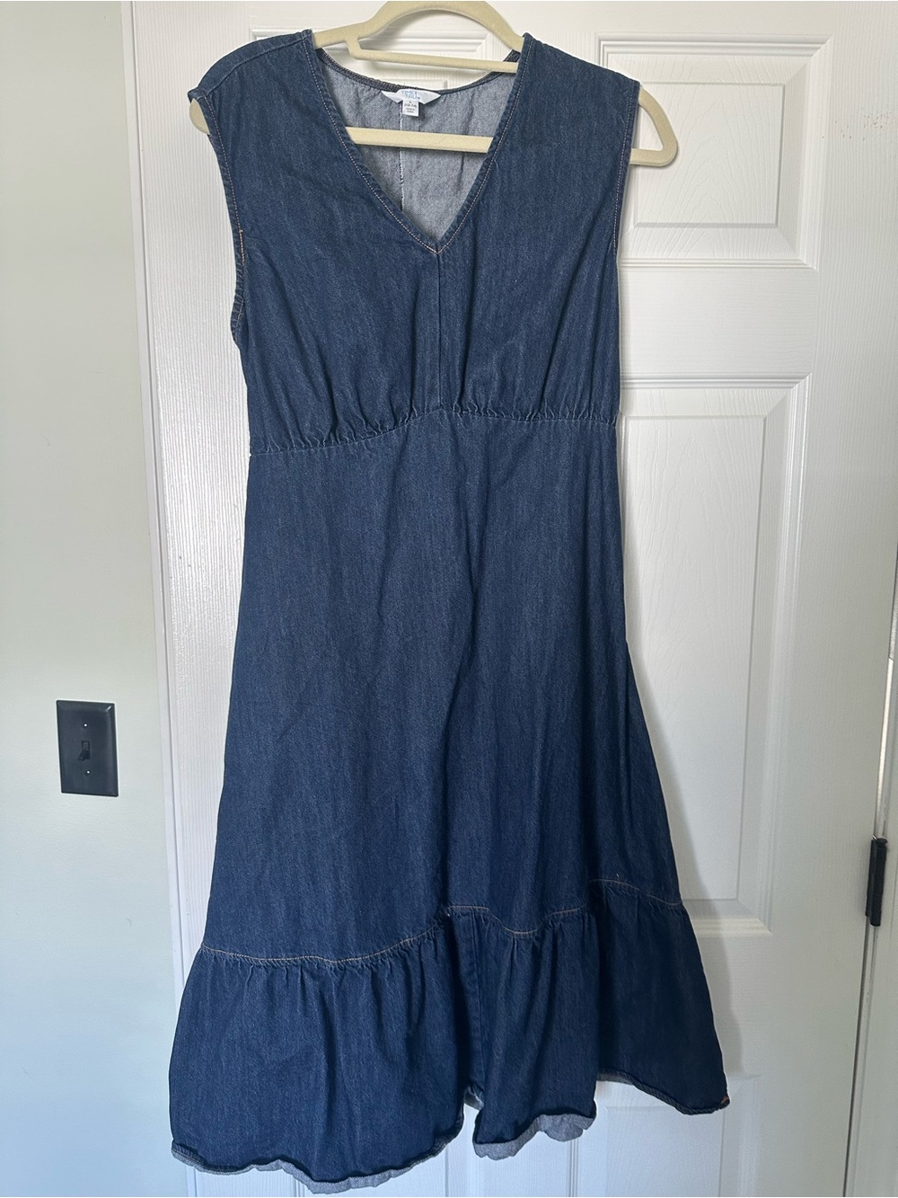 Time and Tru Dark Blue Sleeveless V-Neck Denim Dress